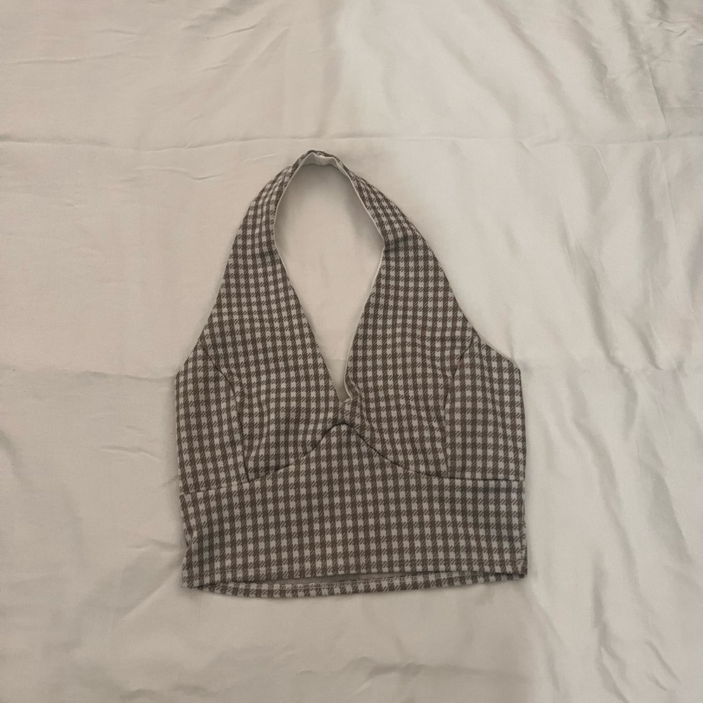 Halter top